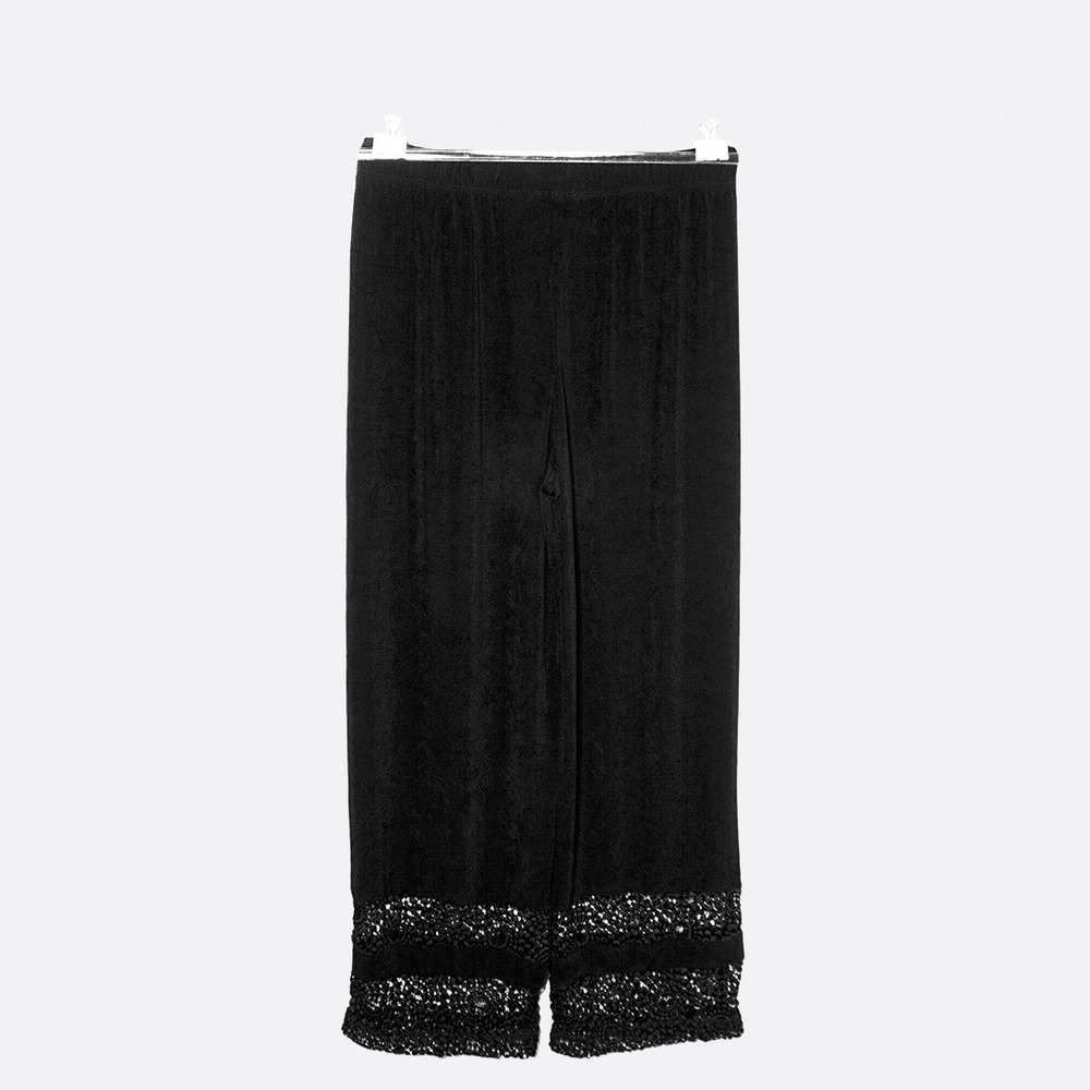 Chico's Black Slinky Knit Crochet Lace Hem Wide‎ Leg Pants Travel 0X Large Boho - Picture 3 of 6